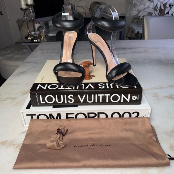 New Gianvito Rossi Womens 40 BIJOUX 105 Black Leather Sandals $995 - Picture 4 of 13